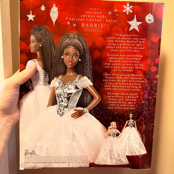 Holiday Barbie 2021 new in box - Picture 1 of 2